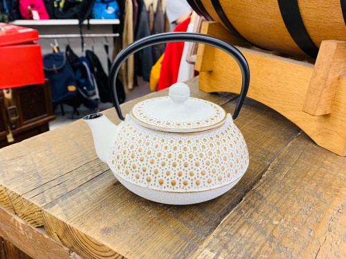 岩鋳の東京　武蔵村山　青梅　瑞穂　昭島　東大和　立川　東村山　西多摩　多摩地区　埼玉　入間　狭山　所沢　アウトドア　アメカジ　洋服　衣料　衣類　買取　買い取り