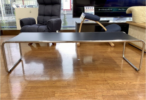 ローテーブルのブラック