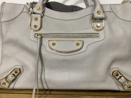トートバッグのBALENCIAGA