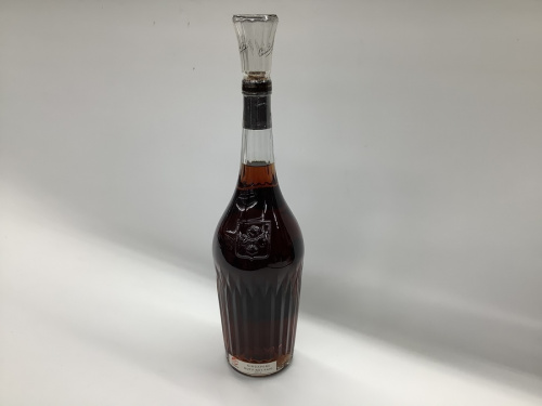 コニャックのカミュ