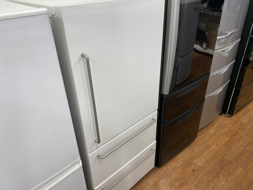 キッチン家電の冷蔵庫