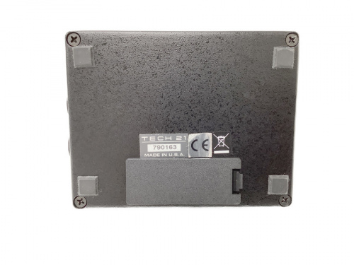 ベースエフェクターのSANSAMP