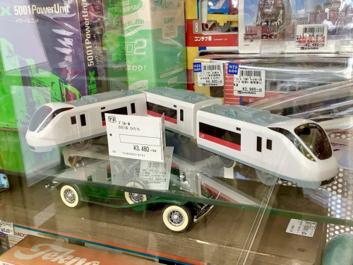 プラレールのトミカ
