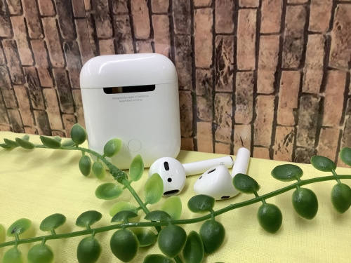 オーディオ機器のヘッドホン