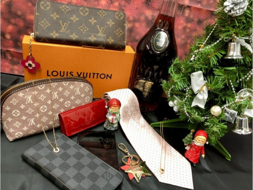 ブランド・ラグジュアリーのLOUIS VUITTON　ルイヴィトン