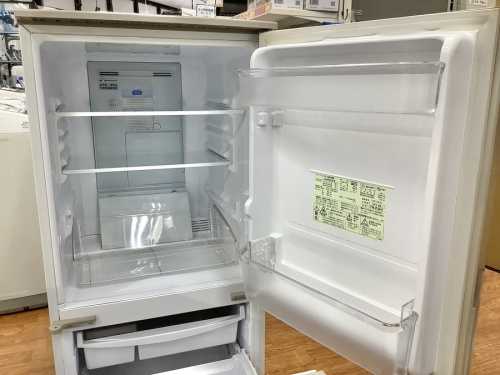 2ドア冷蔵庫のSHARP