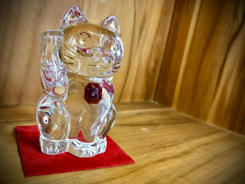 まねき猫 レッドオクトゴンのBaccarat バカラ