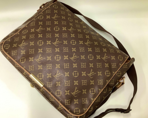 バッグ・財布のバッグ