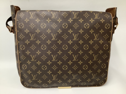 バッグのショルダーバッグ