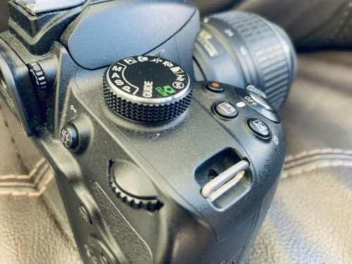 デジタルカメラのデジタル一眼レフカメラ