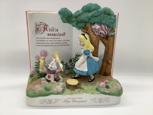 置物のDisney(TOKYO Disney LAND)