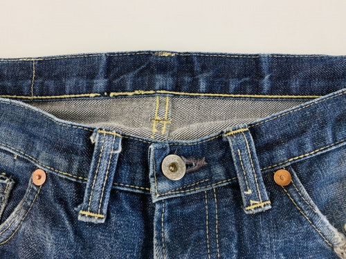 デニムパンツのTHE REAL McCOYS