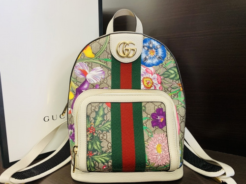 バッグのリュック