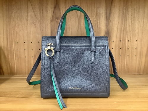 バッグの2WAYショルダーバッグ