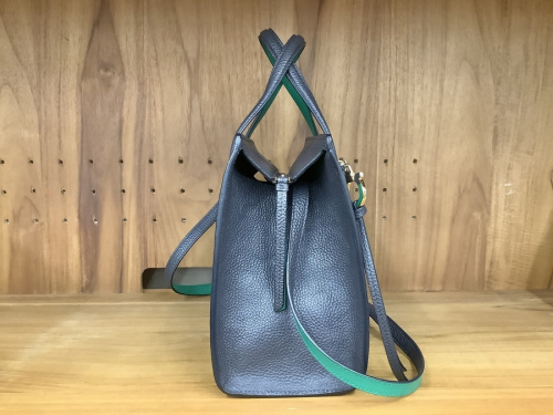 Salvatore Ferragamoの東京　武蔵村山　青梅　瑞穂　昭島　東大和　立川　東村山　西多摩　多摩地区　埼玉　入間　狭山　所沢　買取　買い取り　家具　