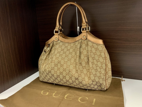 バッグ・財布のバッグ