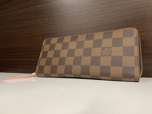 バッグ・財布の財布