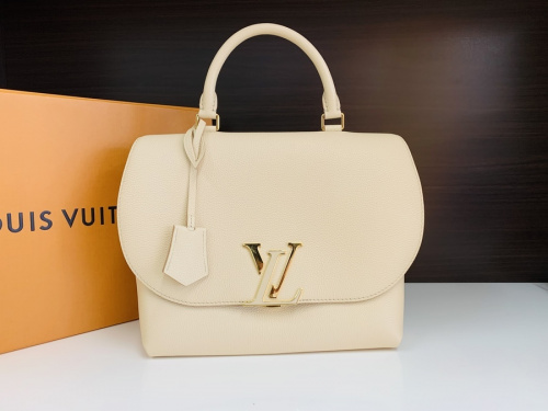 2WAYバッグ　ヴォルタのLOUIS VUITTON