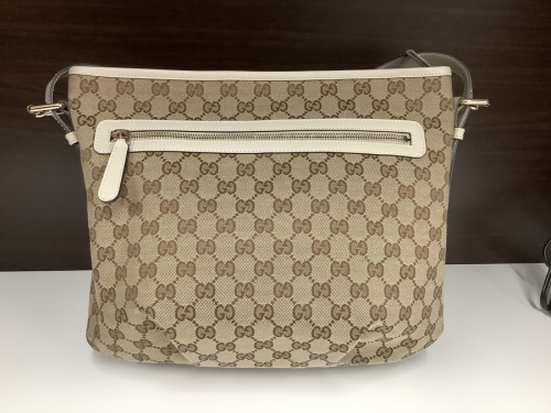 ショルダーバッグのGUCCI