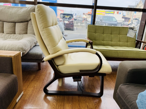 1人掛けソファーの冨士ファニチャー