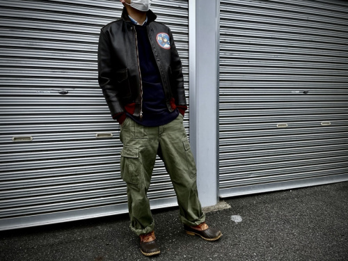 トップスのジャケット