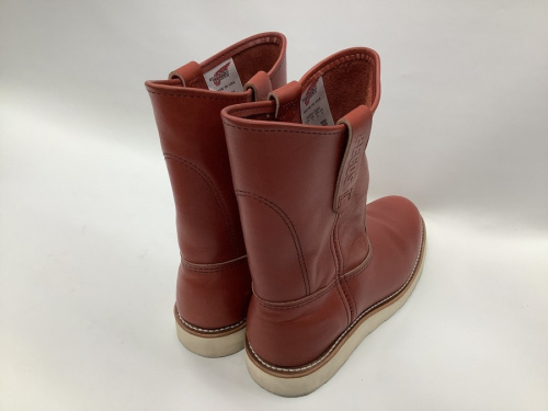 ペコスブーツのRED WING