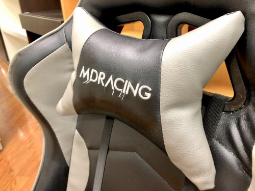 ゲーミングチェアのMDRACING
