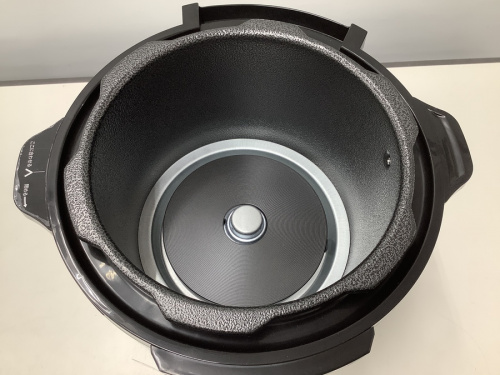 ホットプレートの電気圧力鍋