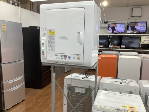 衣類乾燥機のHITACHI