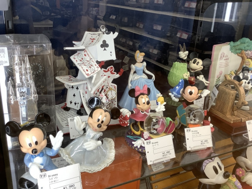 ホビー　アニメ　の特撮　ぬいぐるみ