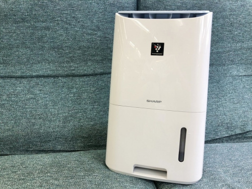 季節家電　家電の除湿機