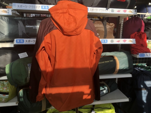 ホワイトスモークジャケットのPatagonia