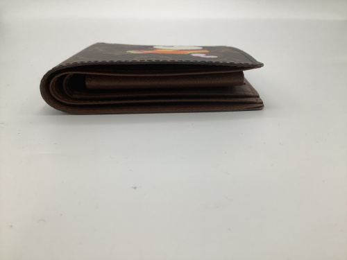 LOUIS VUITTONの　立川