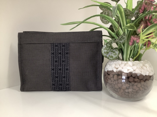 バッグ・財布のポーチ