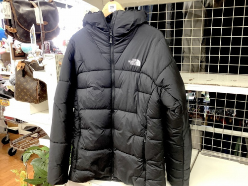 トップスのジャケット