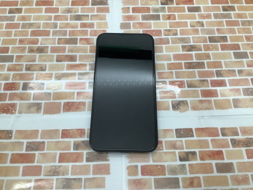 スマートフォンのiPhone13