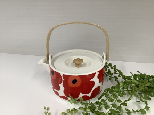 テーブルウェアの喫茶