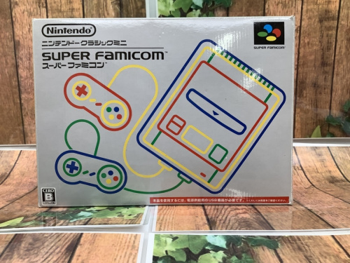 ゲーム機のニンテンドークラシックミニ スーパーファミコン