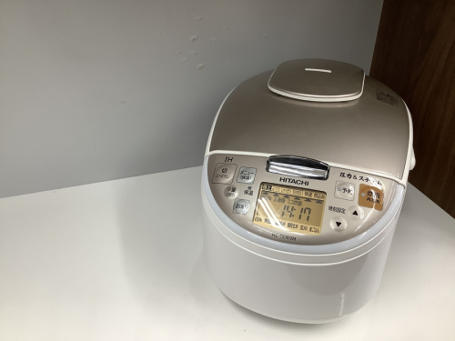 キッチン家電の炊飯器