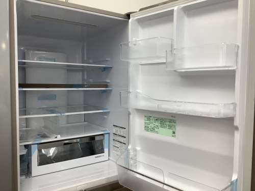 冷蔵庫の5ドア冷蔵庫