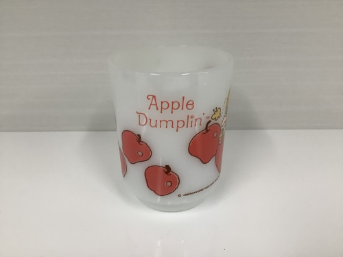 洋食器のカップ