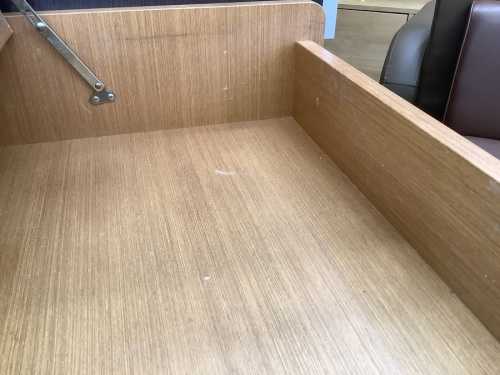 1面ドレッサーのUNICO