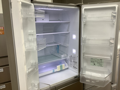 冷蔵庫の6ドア冷蔵庫