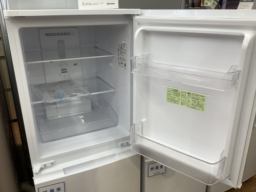 2ドア冷蔵庫のSHARP