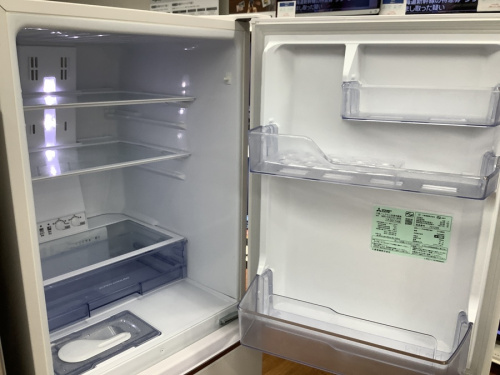 冷蔵庫の3ドア冷蔵庫