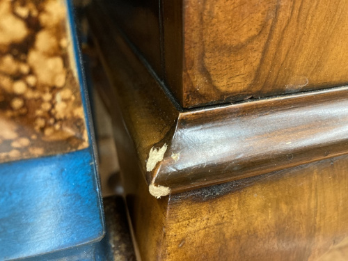 2枚ガラス扉の立川