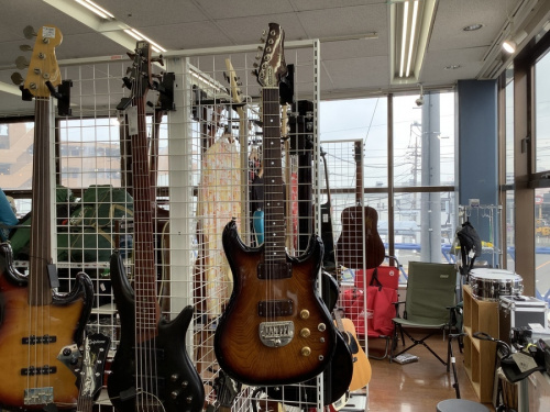 ギターのエレキギター