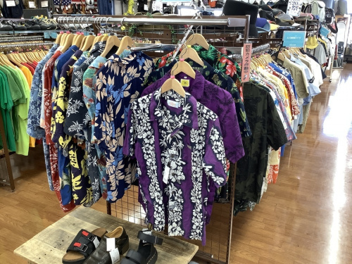 アロハシャツのSun Surf