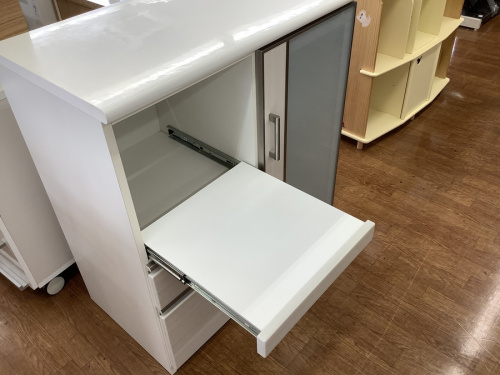 キッチンカウンターのニトリ