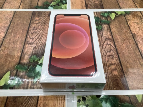 スマートフォンのiPhone12